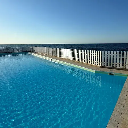 Baia Sangiorgio & Club Отель Бари