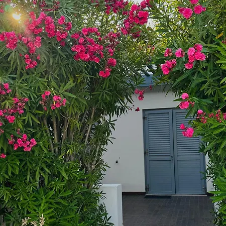 Baia Sangiorgio & Club Отель