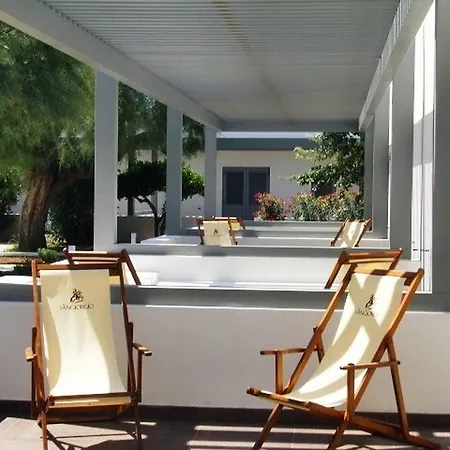 Baia Sangiorgio & Club Отель Бари