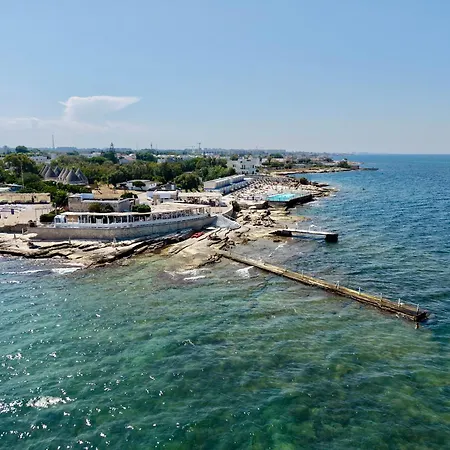Ξενοδοχείο Baia Sangiorgio & Club 4*