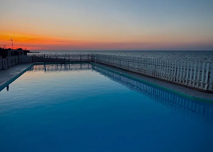 Hotel Baia Sangiorgio & Club Bari