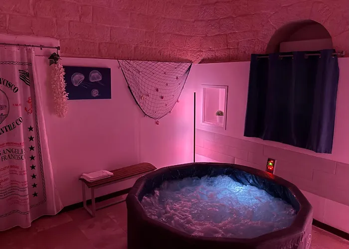 Hotel Baia Sangiorgio & Club 4*